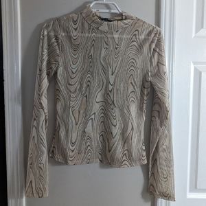 Dynamite mesh going out top